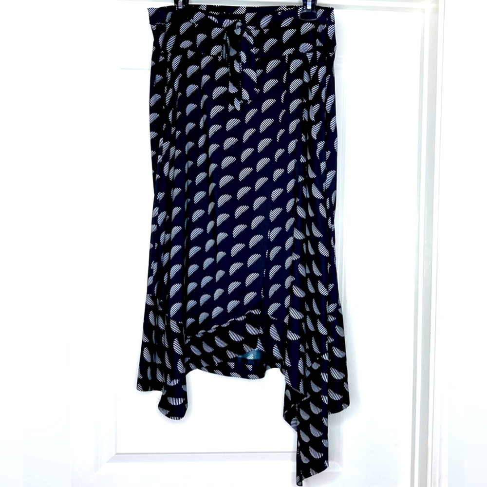 WORTHINGTON Asymmetrical SKIRT Black and White; Lined size 10